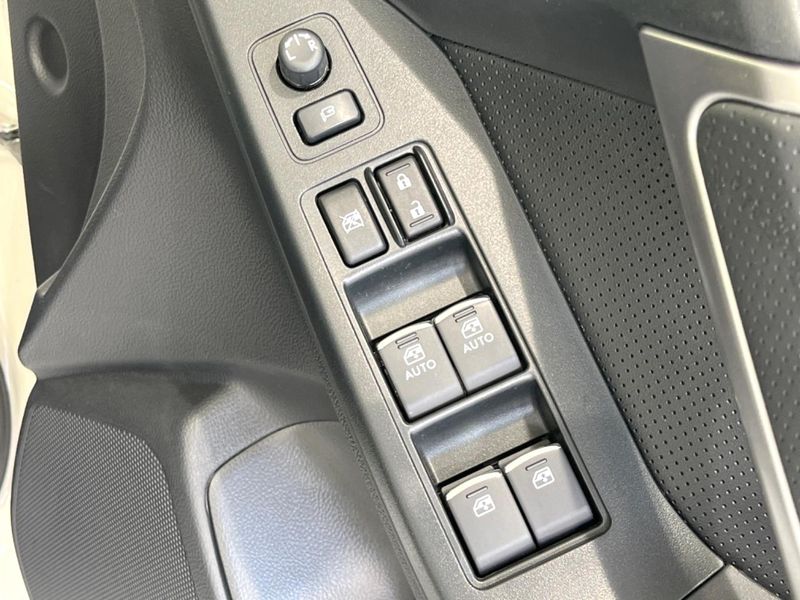 2015 Subaru Forester DBA-SJ5 (UW-6a8bb79cdc0f1)[25]