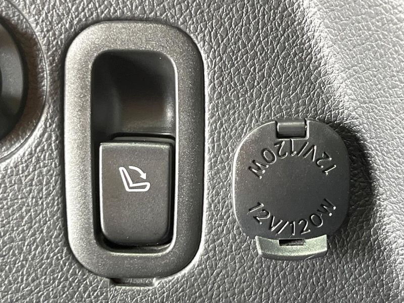2018 Subaru Forester DBA-SJ5 (UW-6a8bb79e4f4c2)[12]