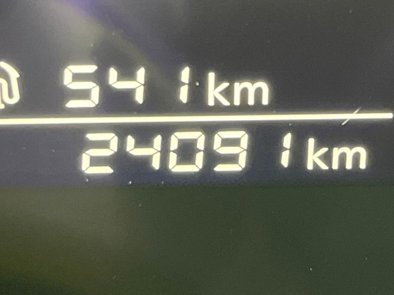 2024 Nissan Note 6AA-SNE13 (UW-6a8bb7a63bd14)[2]