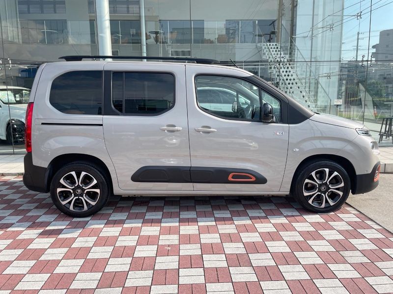 2021 Citroen Berlingo 3DA-K9CYH01 (UW-6a8bb7cf4d1eb)[7]