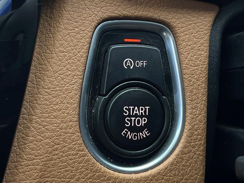 2016 BMW 3 Series DBA-8A20 (UW-6a8bb7d89d7e2)[14]
