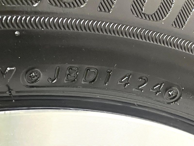 2024 Suzuki Swift 5AA-ZDEDS (UW-6a8bb7f559655)[16]
