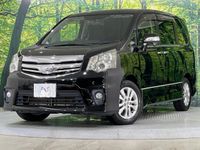 2013 Toyota Noah DBA-ZRR70W