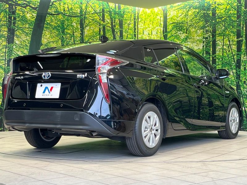 2017 Toyota Prius DAA-ZVW50 (UW-6a8bb82158390)[20]
