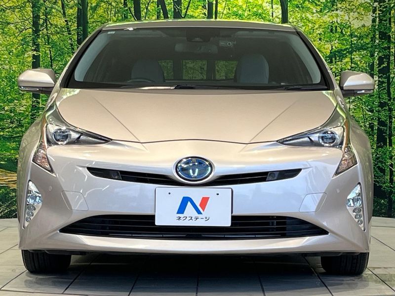 2016 Toyota Prius DAA-ZVW50 (UW-6a8bb823af307)[16]