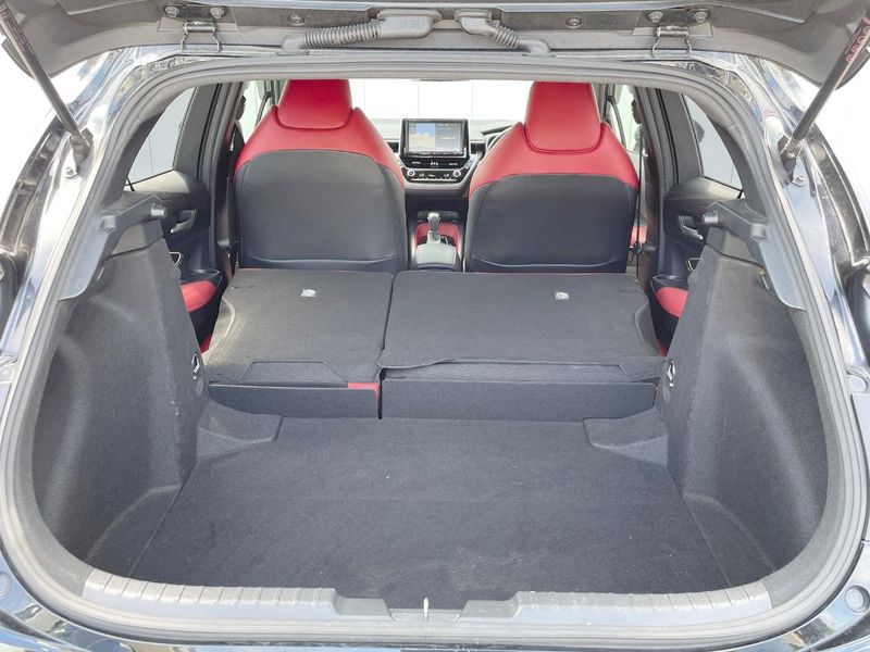 2018 Toyota Corolla Sport 6AA-ZWE211H (UW-6a8bb83007436)[7]