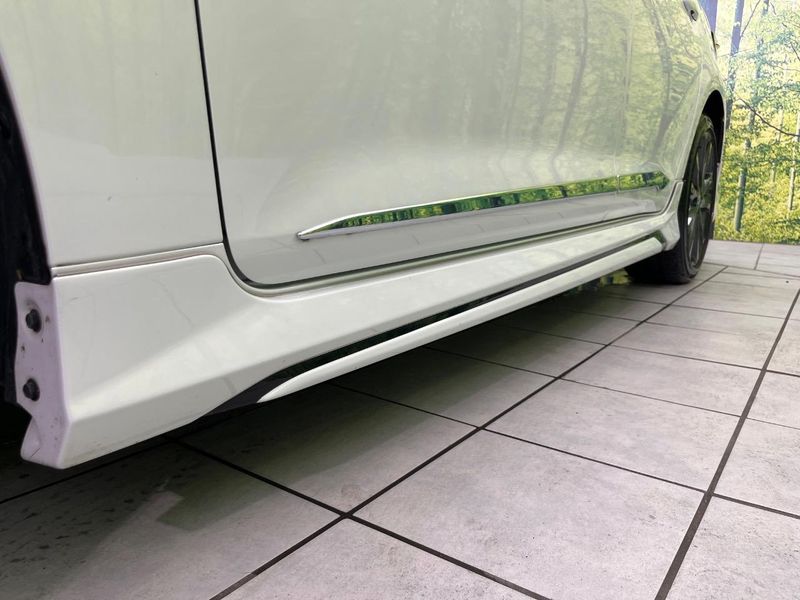 2024 Toyota Corolla Touring 6AA-ZWE219W (UW-6a8bb833e7183)[22]
