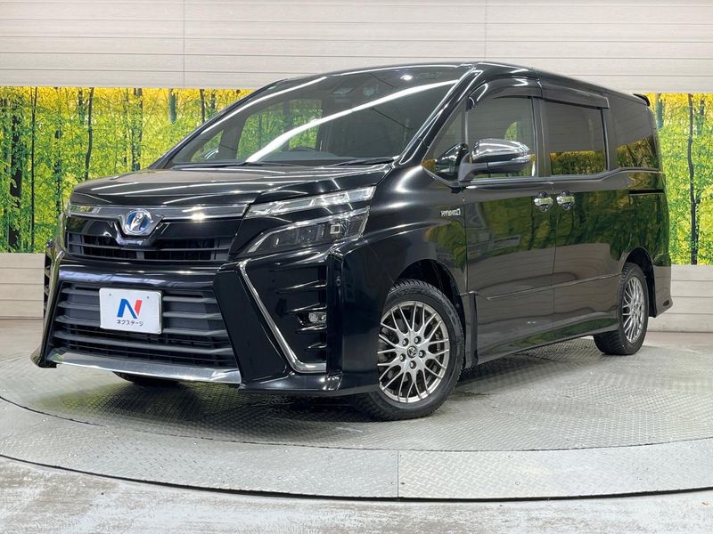 2018 Toyota Voxy DAA-ZWR80W (UW-6a8bb837995e0)[0]