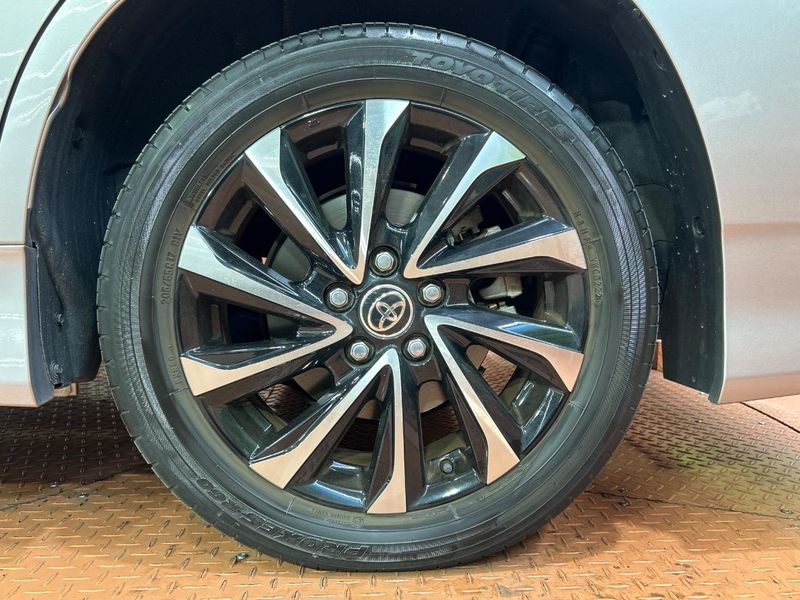 2022 Toyota Noah 6AA-ZWR90W (UW-6a8bb83aa5002)[5]