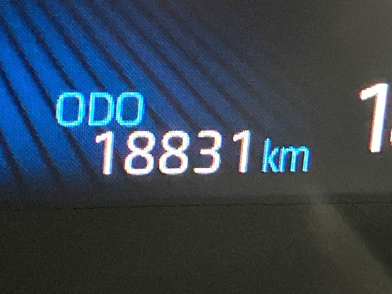 2023 Toyota Voxy 6AA-ZWR90W (UW-6a8bb841aea2c)[2]