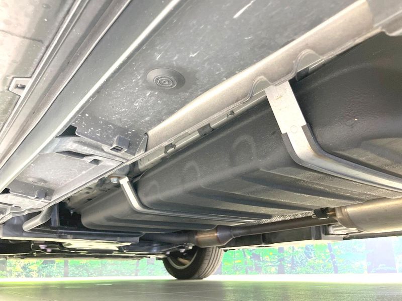 2023 Toyota Voxy 6AA-ZWR90W (UW-6a8bb841aea2c)[26]