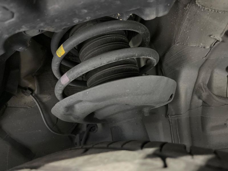 2017 Toyota C-HR DAA-ZYX10 (UW-6a8bb84b00aa1)[8]