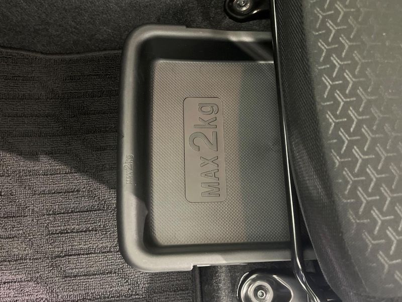 2020 Toyota Raize 5BA-A200A (UW-6a8d05eec0409)[16]