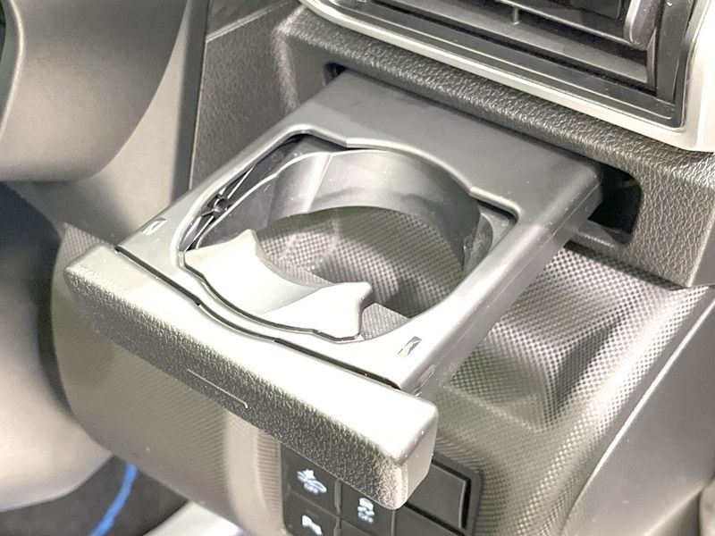2022 Toyota Raize 5AA-A202A (UW-6a8d05f8de907)[26]