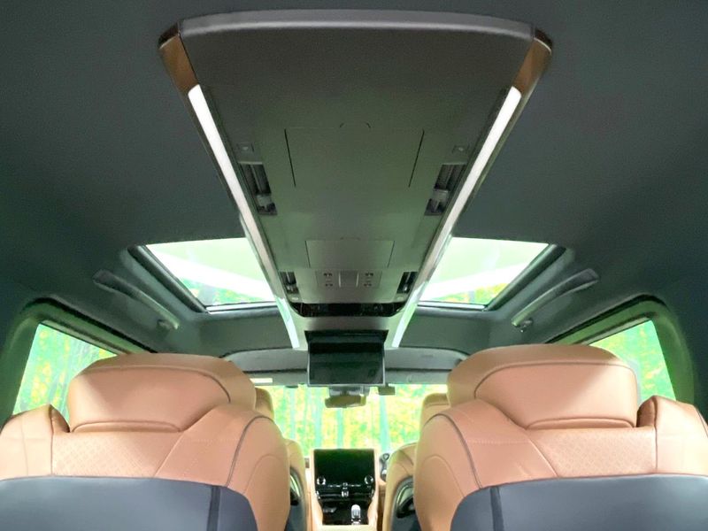 2024 Toyota Vellfire Hybrid 6AA-AAHH40W (UW-6a8d060e41ff5)[14]