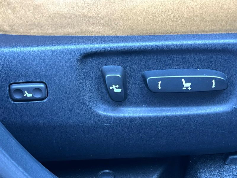 2011 Lexus HS DAA-ANF10 (UW-6a8d063b33342)[14]