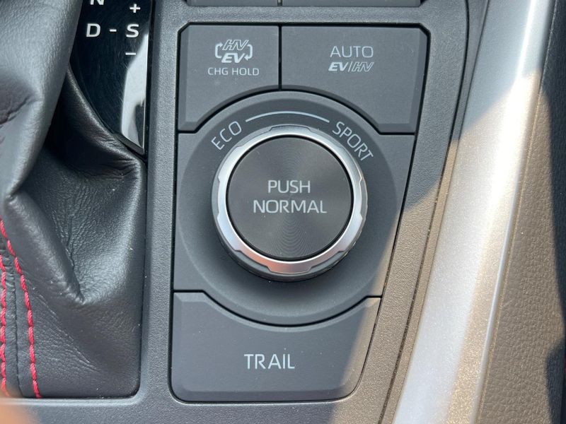 2022 Toyota RAV4 PHV 6LA-AXAP54 (UW-6a8d064e25553)[23]
