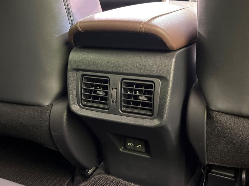 2023 Toyota Harrier Hybrid 6AA-AXUH80 (UW-6a8d06538d630)[26]