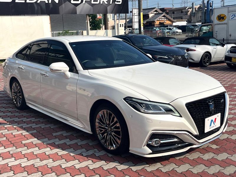 2018 Toyota Crown Hybrid 6AA-AZSH20 (UW-6a8d0667c23ca)[5]