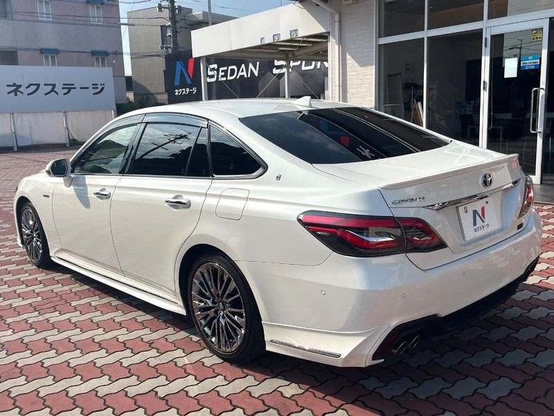 2018 Toyota Crown Hybrid 6AA-AZSH20 (UW-6a8d0667c23ca)[9]