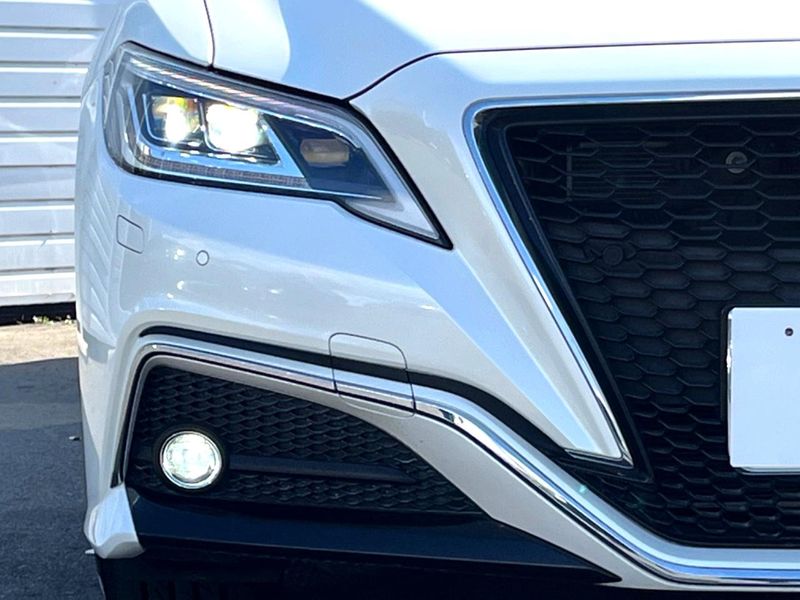 2018 Toyota Crown Hybrid 6AA-AZSH20 (UW-6a8d0668c5837)[10]