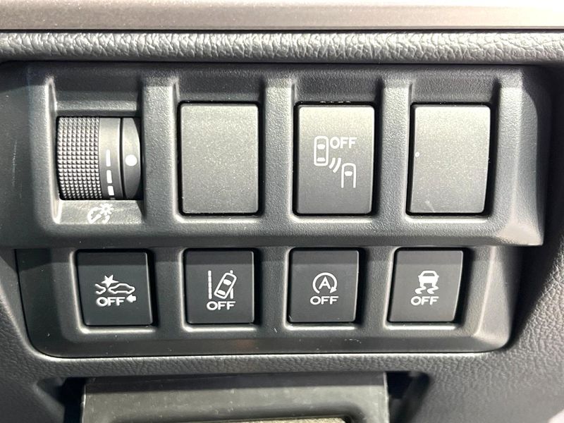 2021 Subaru Legacy Outback 4BA-BS9 (UW-6a8d06a833276)[26]