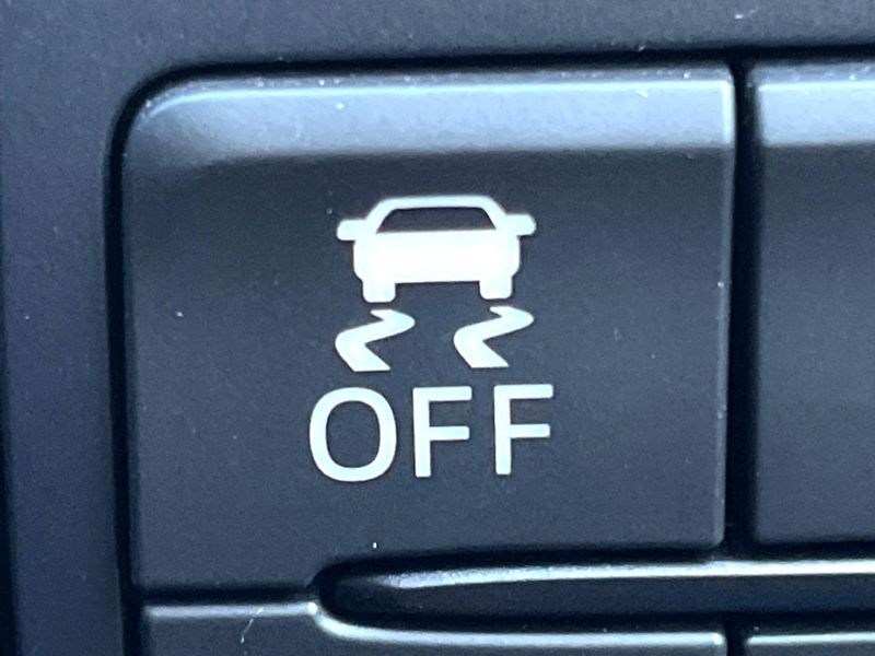 2016 Mazda Demio LDA-DJ5FS (UW-6a8d06bbdd1b8)[18]