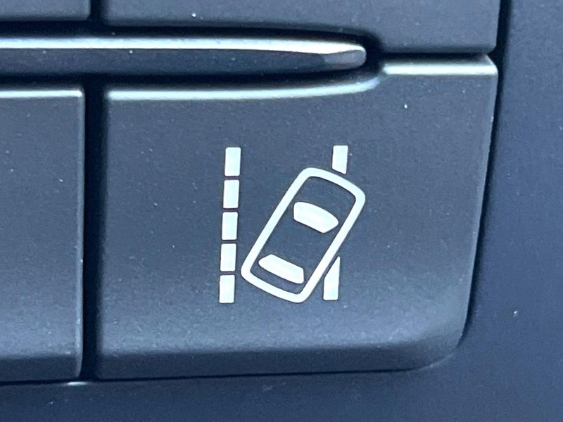 2016 Mazda Demio LDA-DJ5FS (UW-6a8d06bbdd1b8)[17]