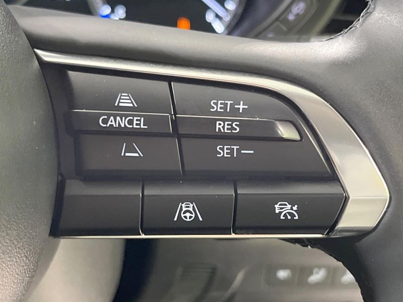 2024 Mazda CX-30 5AA-DMEJ3R (UW-6a8d06c22533c)[28]