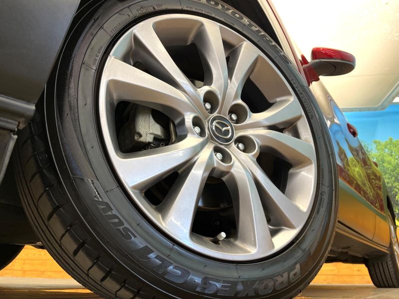 2019 Mazda CX-30 5BA-DMEP (UW-6a8d06c2b93ed)[25]