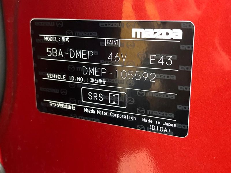 2019 Mazda CX-30 5BA-DMEP (UW-6a8d06c2b93ed)[1]
