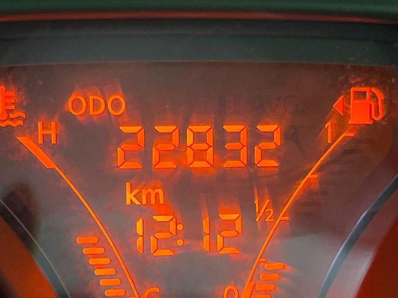 2020 Nissan Note DBA-E12 (UW-6a8d06cce4a0d)[2]