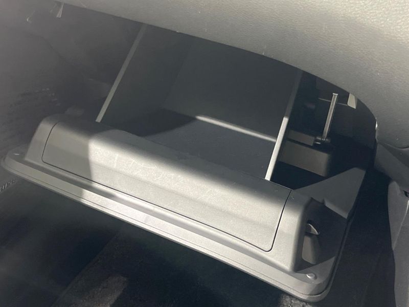 2021 Nissan Aura 6AA-FSNE13 (UW-6a8d06e1387ff)[24]