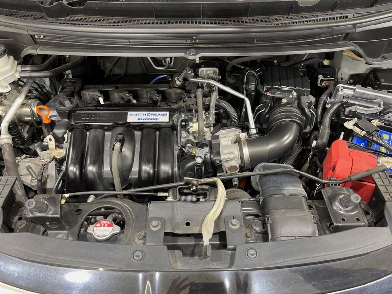 2018 Honda Freed hybrid DAA-GB7 (UW-6a8d06e868771)[12]