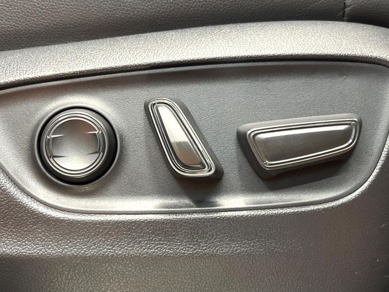 2025 Toyota Land Cruiser 250 3DA-GDJ250W (UW-6a8d06edd6c66)[24]