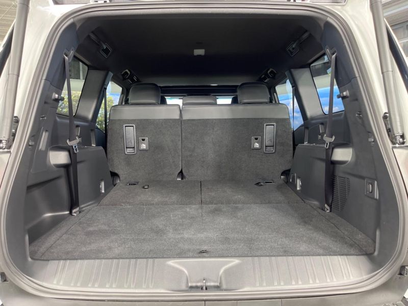 2025 Toyota Land Cruiser 250 3DA-GDJ250W (UW-6a8d06ee6a3d9)[16]
