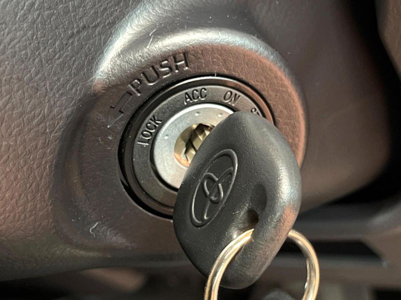 2025 Toyota Land Cruiser 70 3DA-GDJ76W (UW-6a8d06f00fe58)[24]