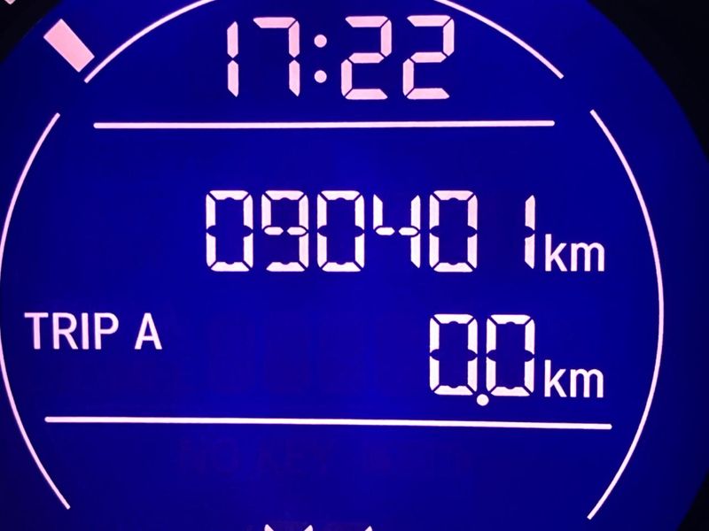 2013 Honda Fit DBA-GK3 (UW-6a8d06ffda69e)[2]