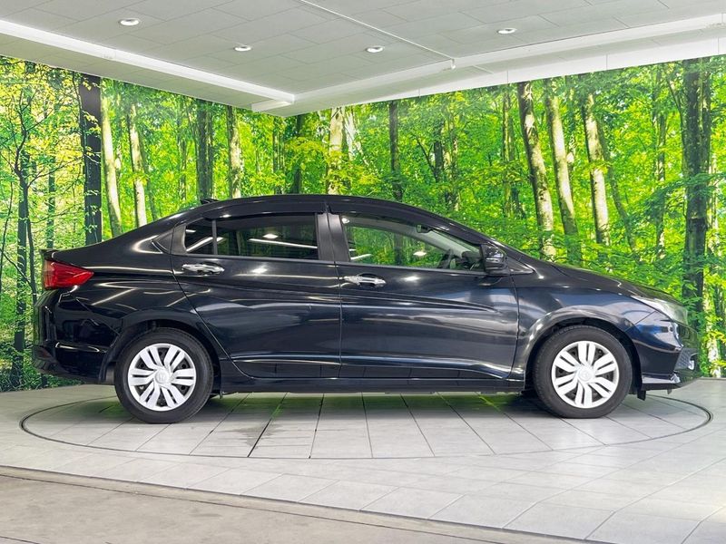 2018 Honda Grace DBA-GM6 (UW-6a8d0701ef836)[9]
