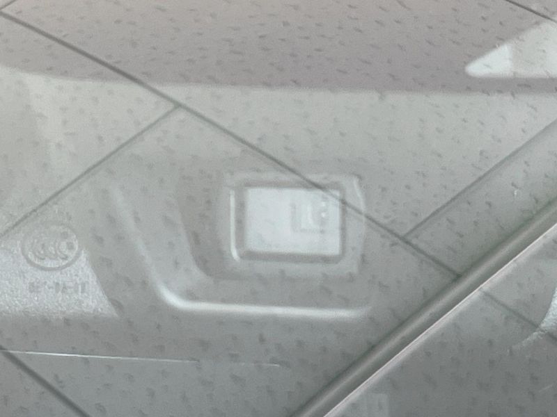 2018 Honda Grace DBA-GM6 (UW-6a8d0701ef836)[13]