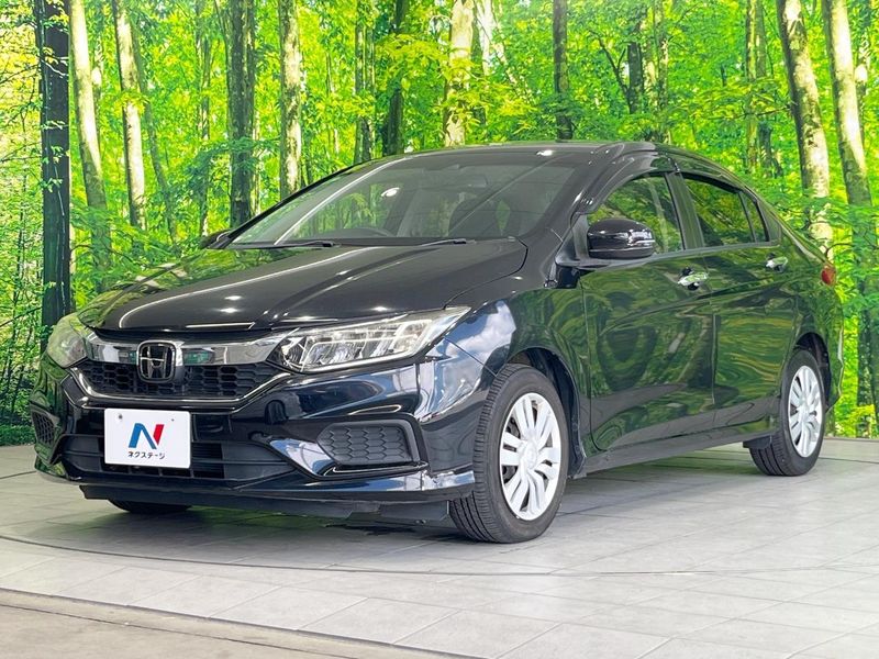 2018 Honda Grace DBA-GM6 (UW-6a8d0701ef836)[4]
