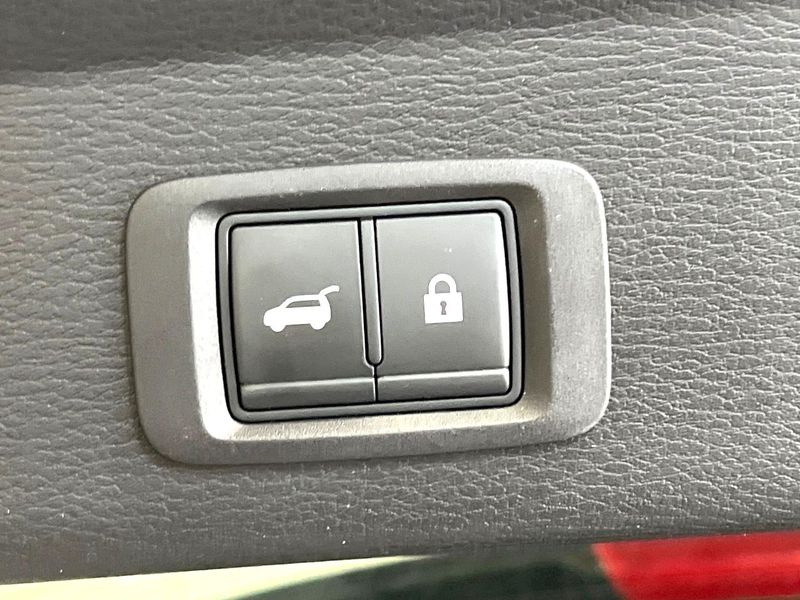 2021 Mitsubishi OUTLANDER PHEV 5LA-GN0W (UW-6a8d0702aaf29)[27]