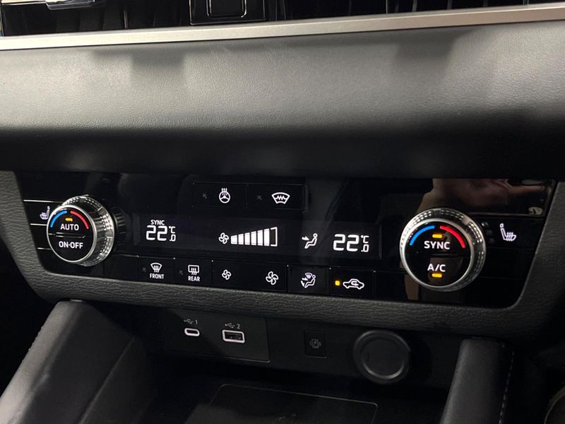 2024 Mitsubishi OUTLANDER PHEV 5LA-GN0W (UW-6a8d070682763)[8]