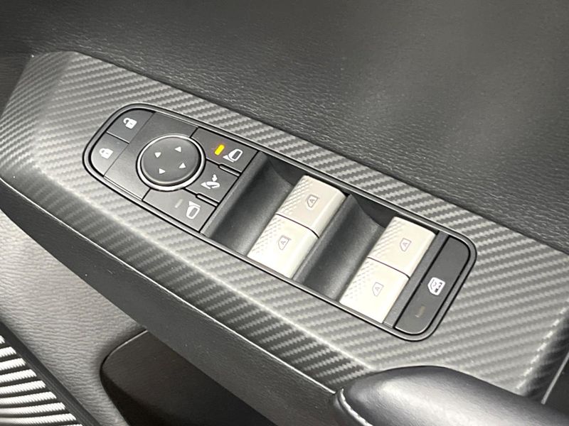 2024 Mitsubishi OUTLANDER PHEV 5LA-GN0W (UW-6a8d070682763)[26]