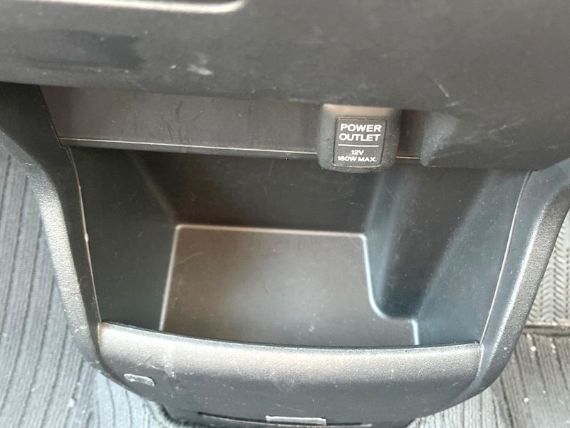2015 Honda Freed hybrid DAA-GP3 (UW-6a8d0708cdee6)[15]
