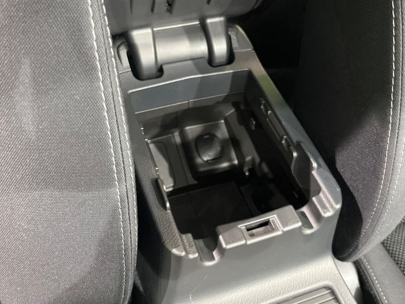 2013 Subaru XV DBA-GP7 (UW-6a8d070c66131)[22]