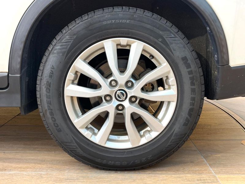 2017 Nissan X-Trail DAA-HNT32 (UW-6a8d074b242d3)[28]