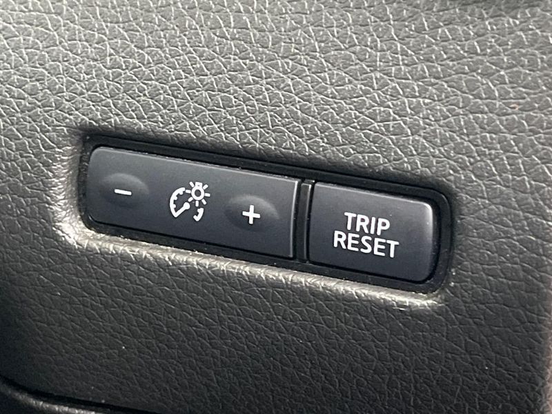 2021 Nissan X-Trail 5AA-HNT32 (UW-6a8d074c0346b)[24]