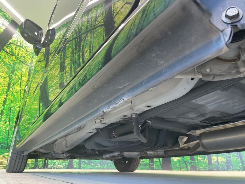 2017 Honda N-BOX DBA-JF1 (UW-6a8d076988fa5)[11]