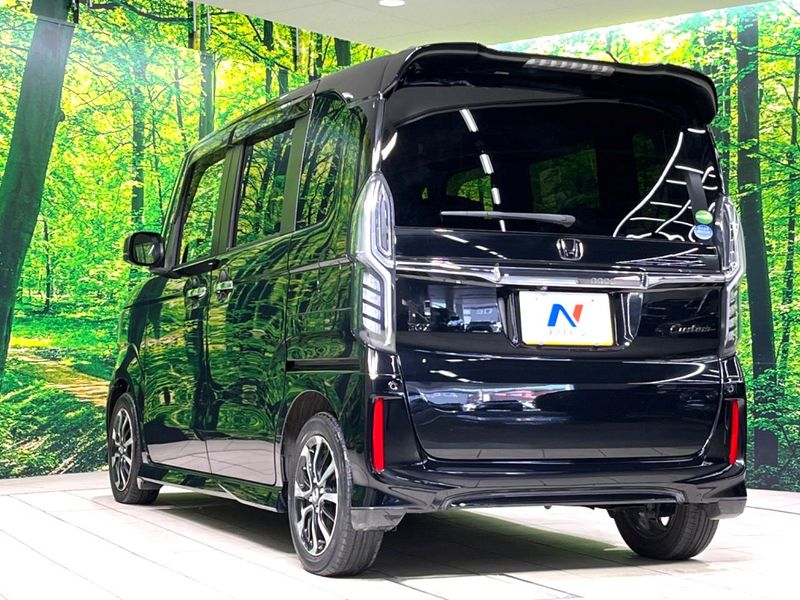 2017 Honda N-BOX CUSTOM DBA-JF3 (UW-6a8d077016325)[16]